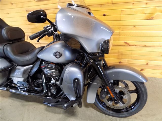 2019 Harley-Davidson Electra Glide CVO Limited at St. Croix Harley-Davidson