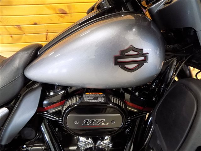 2019 Harley-Davidson Electra Glide CVO Limited at St. Croix Harley-Davidson