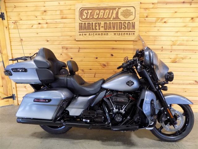 2019 Harley-Davidson Electra Glide CVO Limited at St. Croix Harley-Davidson