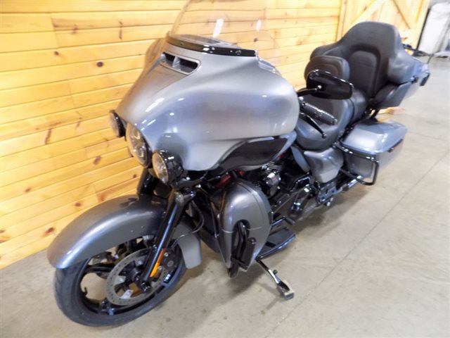 2019 Harley-Davidson Electra Glide CVO Limited at St. Croix Harley-Davidson