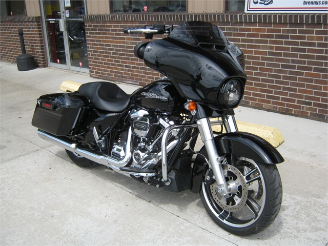 2017 Harley-Davidson FLHXS Street Glide Special at Brenny's Motorcycle Clinic, Bettendorf, IA 52722