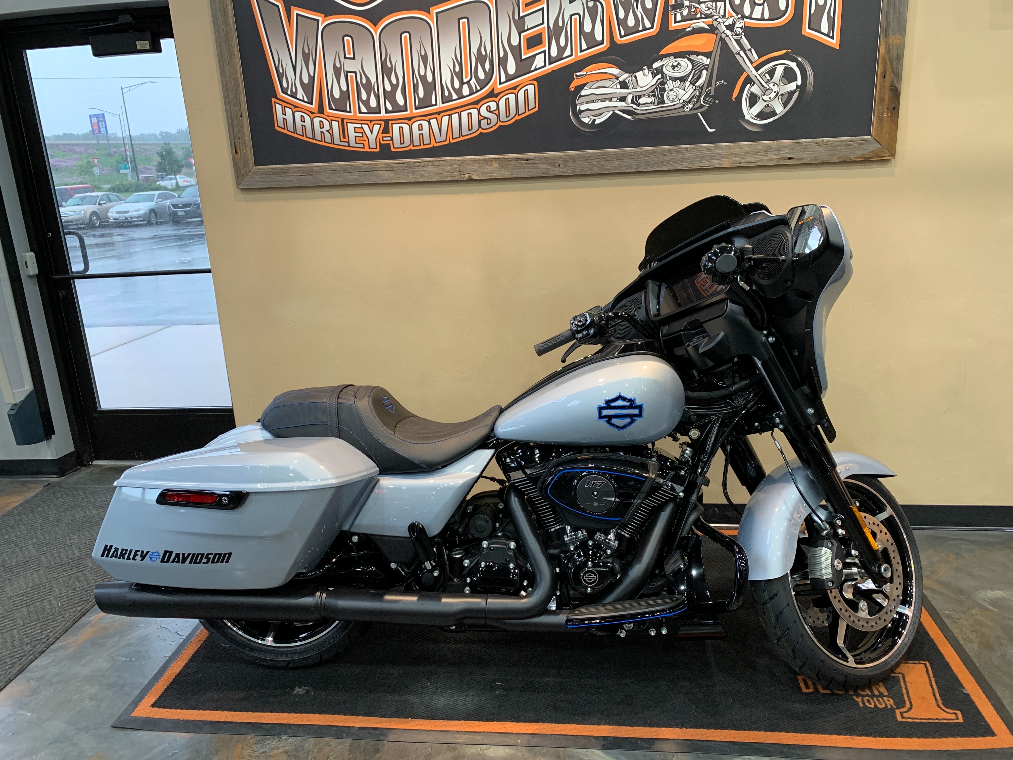 2024 Harley-Davidson Street Glide Base at Vandervest Harley-Davidson, Green Bay, WI 54303