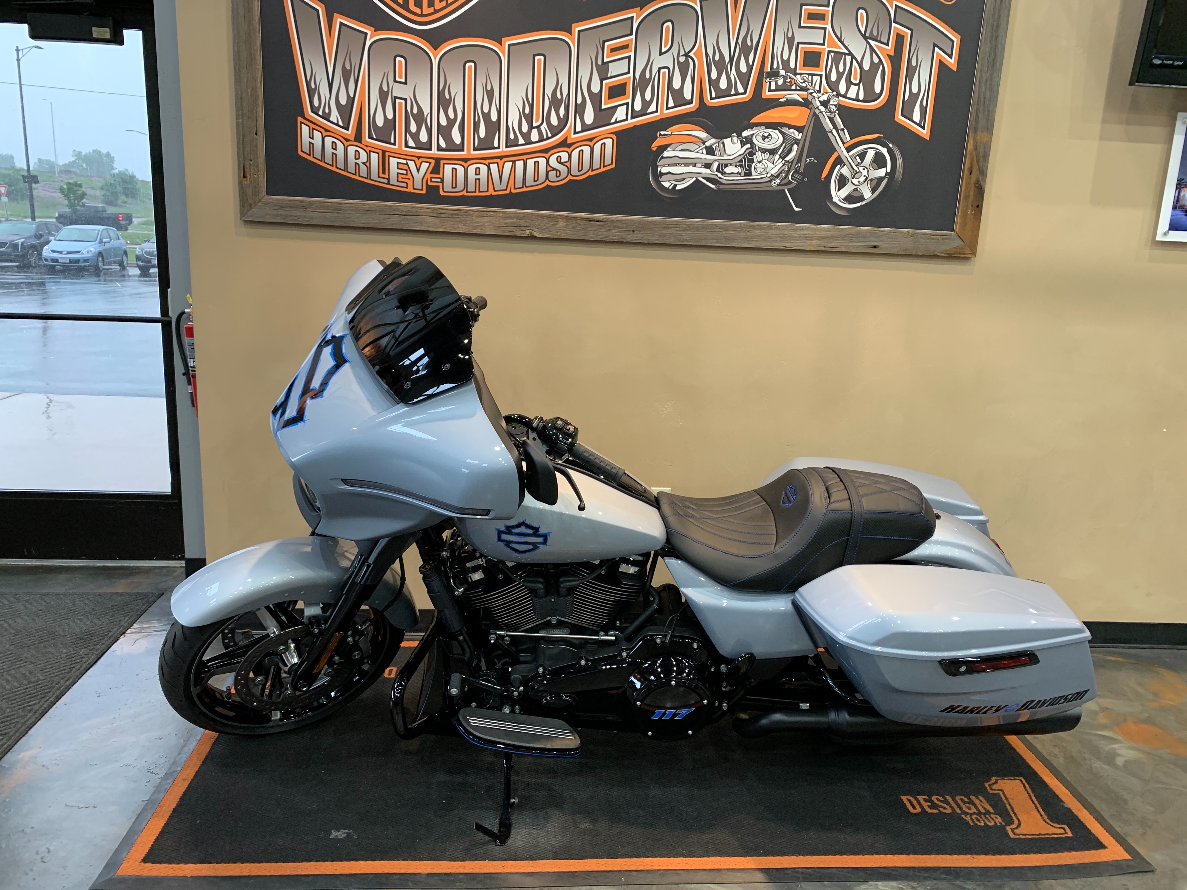 2024 Harley-Davidson Street Glide Base at Vandervest Harley-Davidson, Green Bay, WI 54303