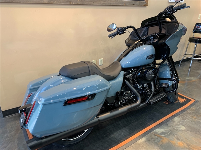 2024 Harley-Davidson Road Glide Base at Vandervest Harley-Davidson, Green Bay, WI 54303