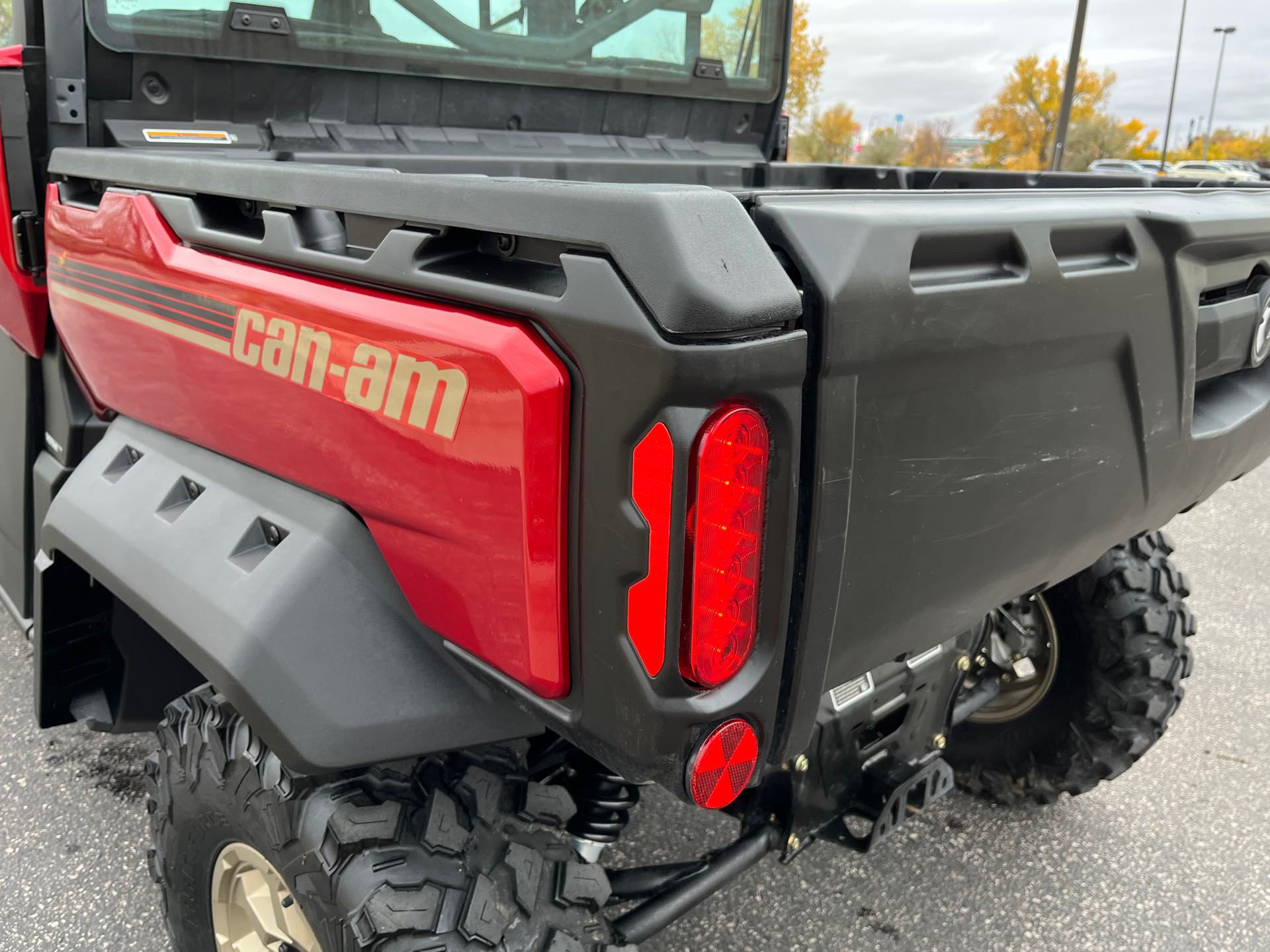 2024 Can-Am Defender MAX Limited HD10 at Mount Rushmore Motorsports