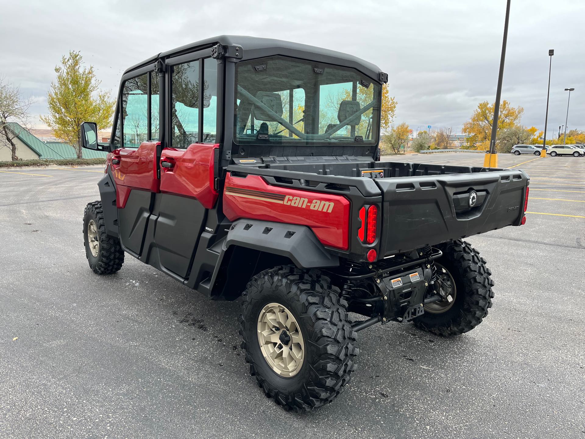 2024 Can-Am Defender MAX Limited HD10 at Mount Rushmore Motorsports