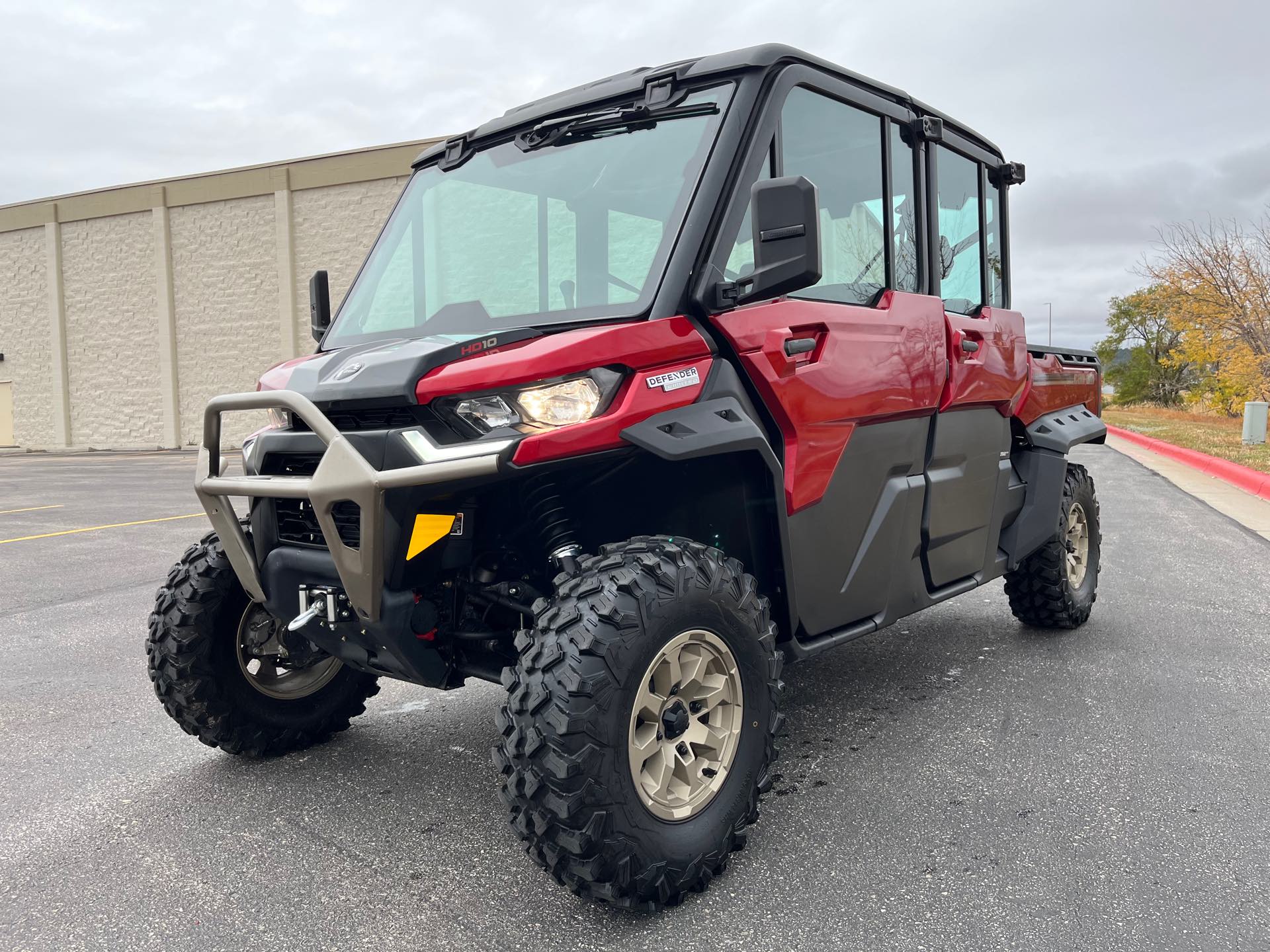 2024 Can-Am Defender MAX Limited HD10 at Mount Rushmore Motorsports