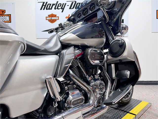 2019 Harley-Davidson Street Glide CVO Street Glide at Harley-Davidson of Madison