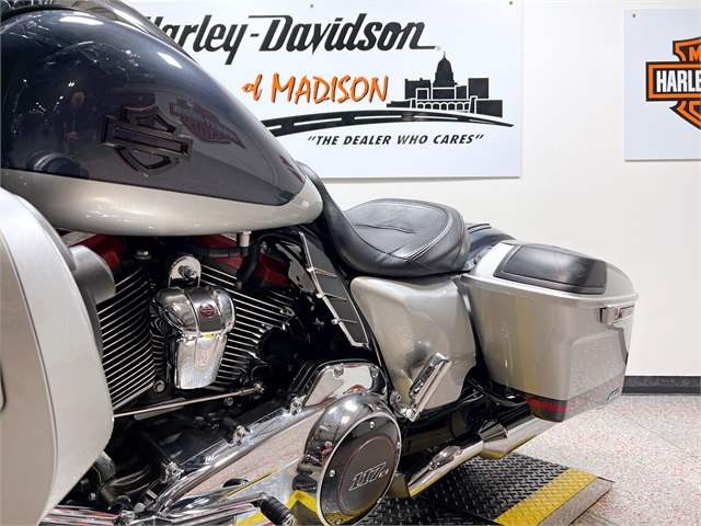 2019 Harley-Davidson Street Glide CVO Street Glide at Harley-Davidson of Madison