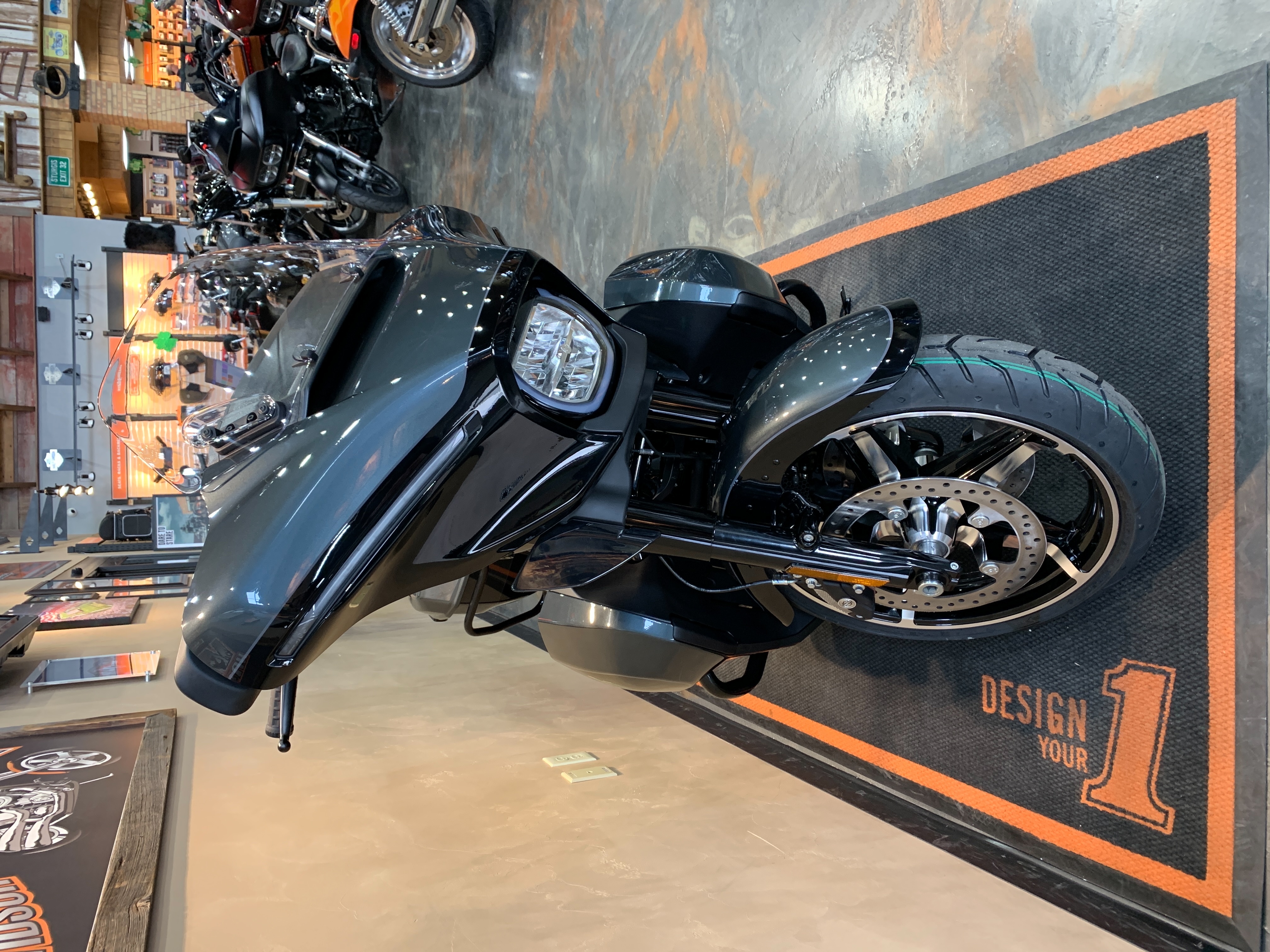 2025 Harley-Davidson Street Glide Ultra at Vandervest Harley-Davidson, Green Bay, WI 54303