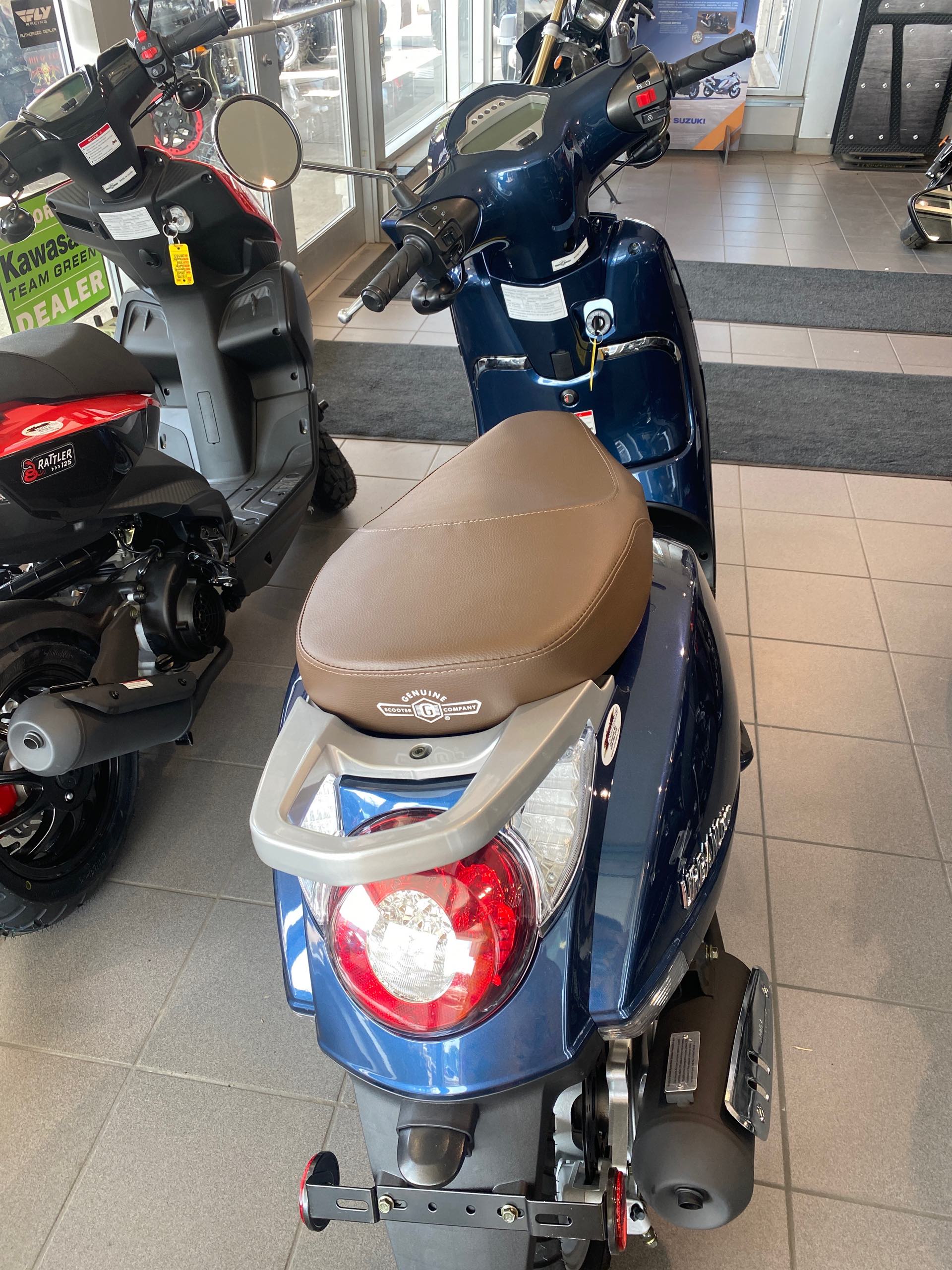 2022 Genuine Scooter Co Urbano 200i at Rod's Ride On Powersports