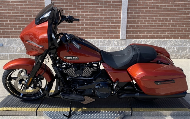 2024 Harley-Davidson Street Glide Base at Roughneck Harley-Davidson