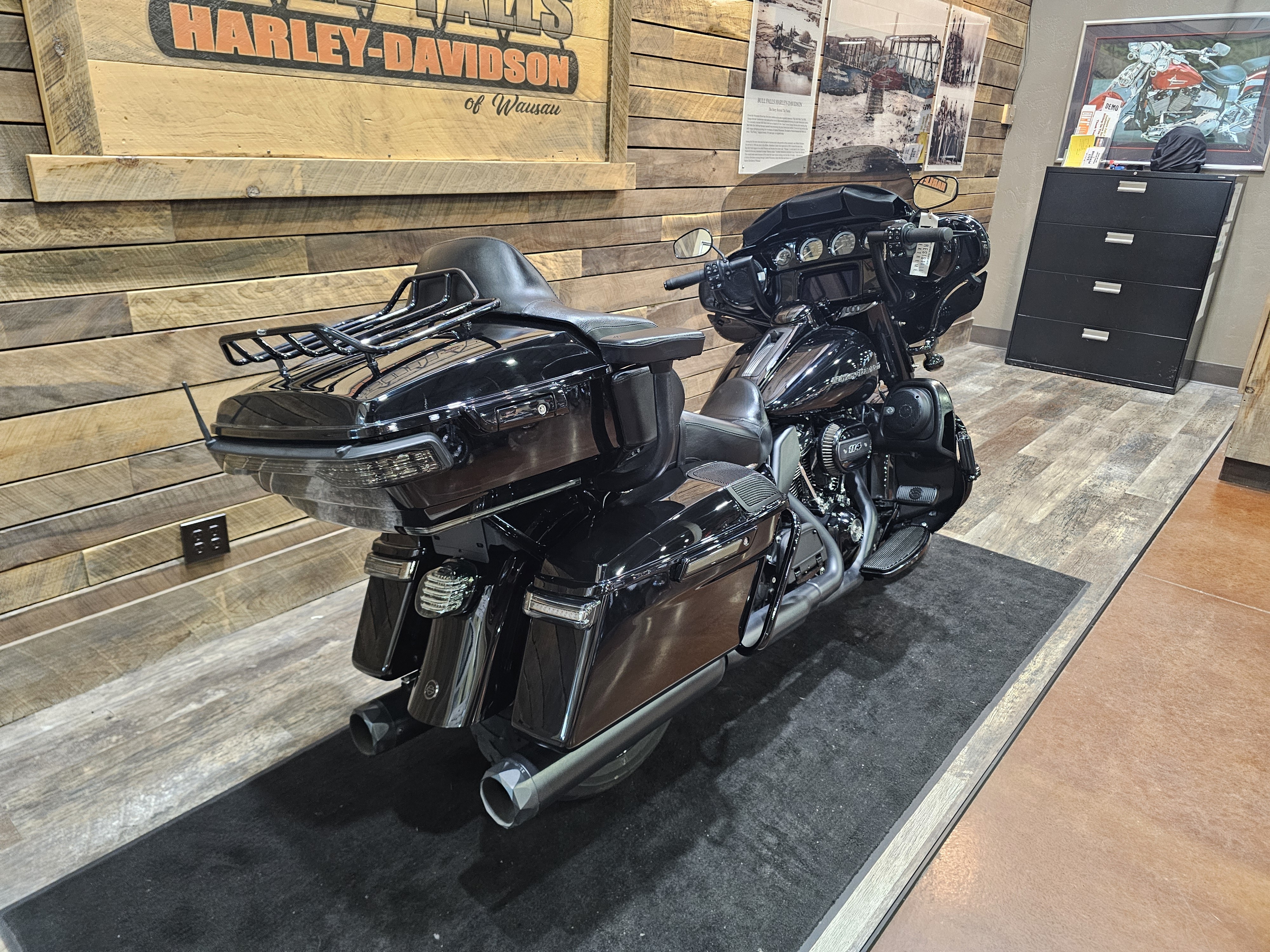 2022 Harley-Davidson Electra Glide Ultra Limited at Bull Falls Harley-Davidson