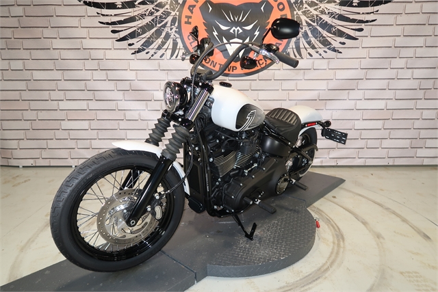 2021 Harley-Davidson Cruiser Street Bob 114 at Wolverine Harley-Davidson