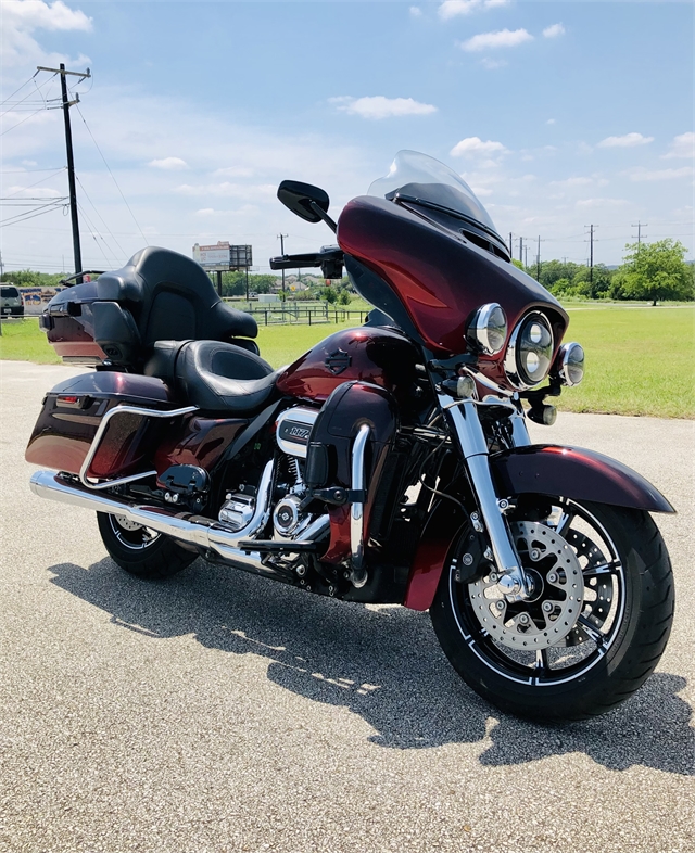 2018 Harley-Davidson Electra Glide CVO Limited at Javelina Harley-Davidson