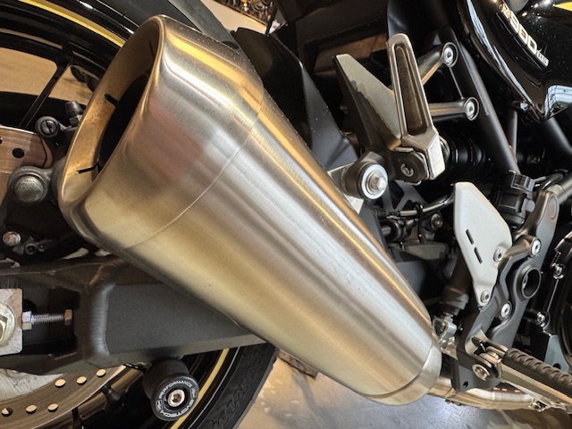 2023 Kawasaki Z900RS Cafe at Martin Moto