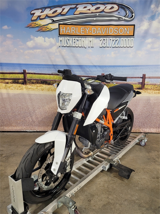 2014 KTM Duke 690 ABS at Hot Rod Harley-Davidson