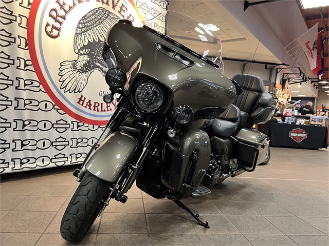 2021 Harley-Davidson CVO' Limited CVO Limited at Great River Harley-Davidson