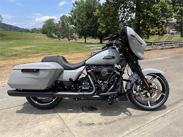 2024 Harley-Davidson Street Glide Base at Harley-Davidson of Asheville