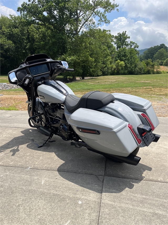 2024 Harley-Davidson Street Glide Base at Harley-Davidson of Asheville