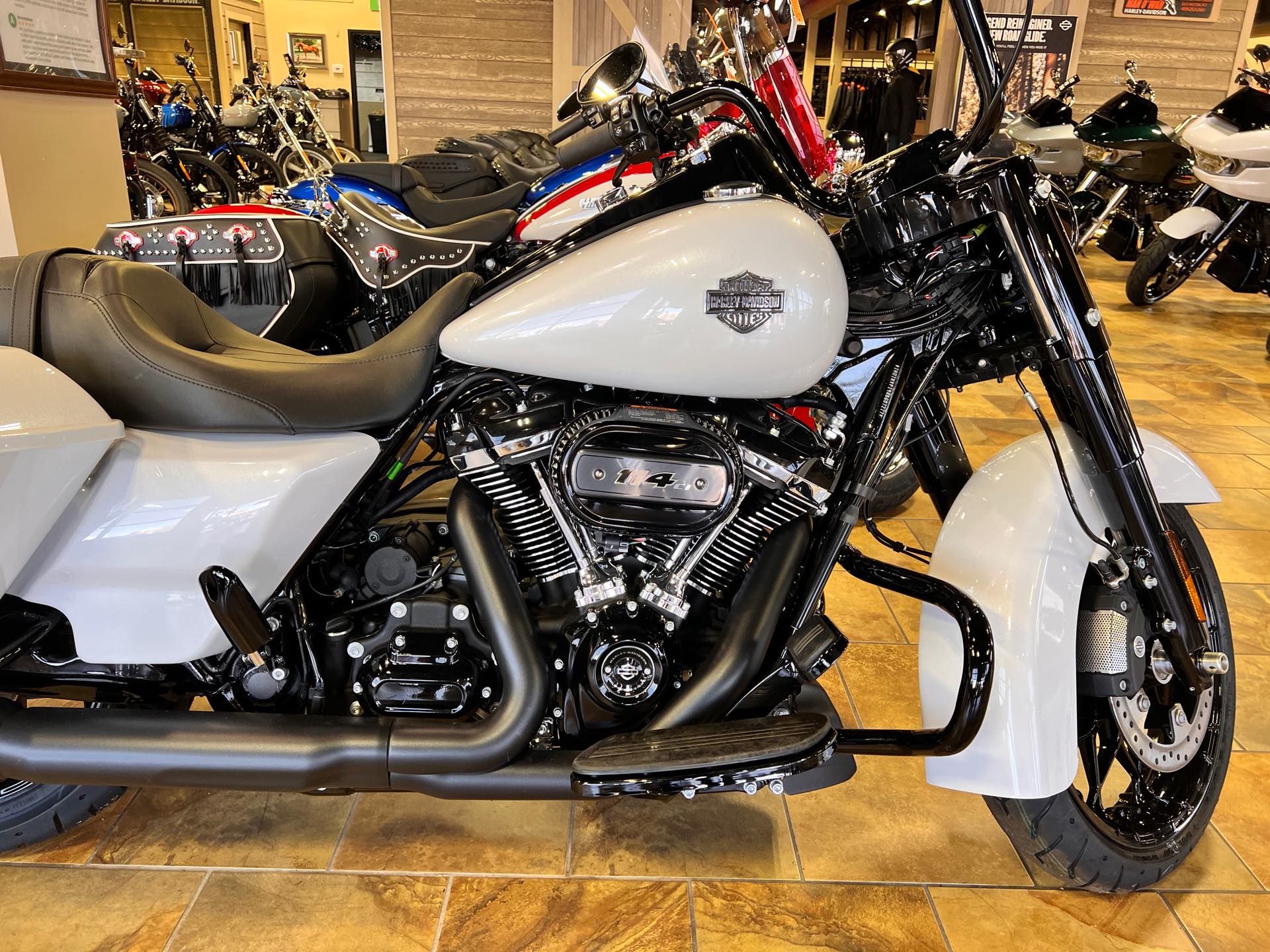 2024 Harley-Davidson Road King Special at Man O'War Harley-Davidson®
