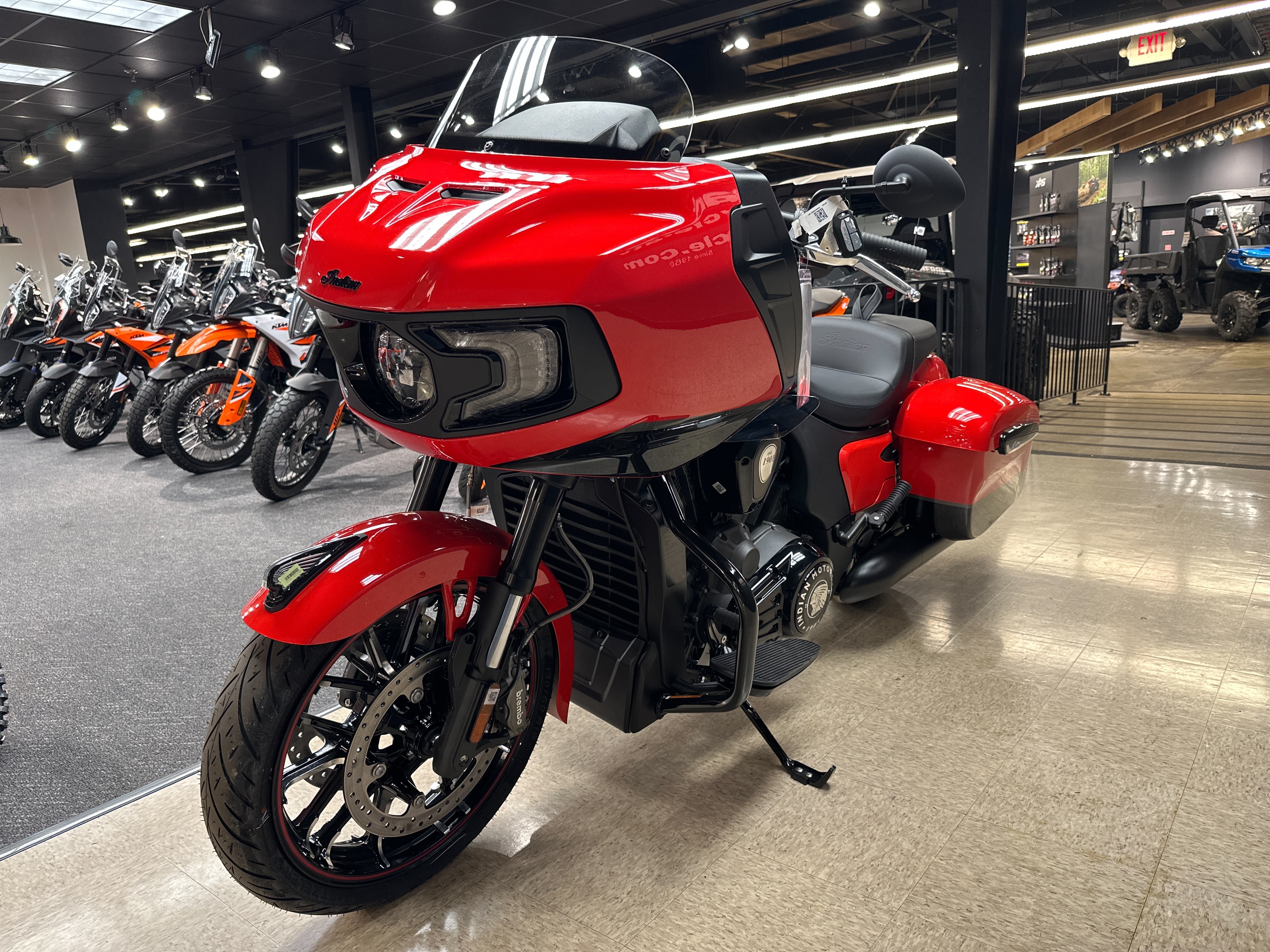 2023 Indian Motorcycle Challenger Dark Horse at Sloans Motorcycle ATV, Murfreesboro, TN, 37129