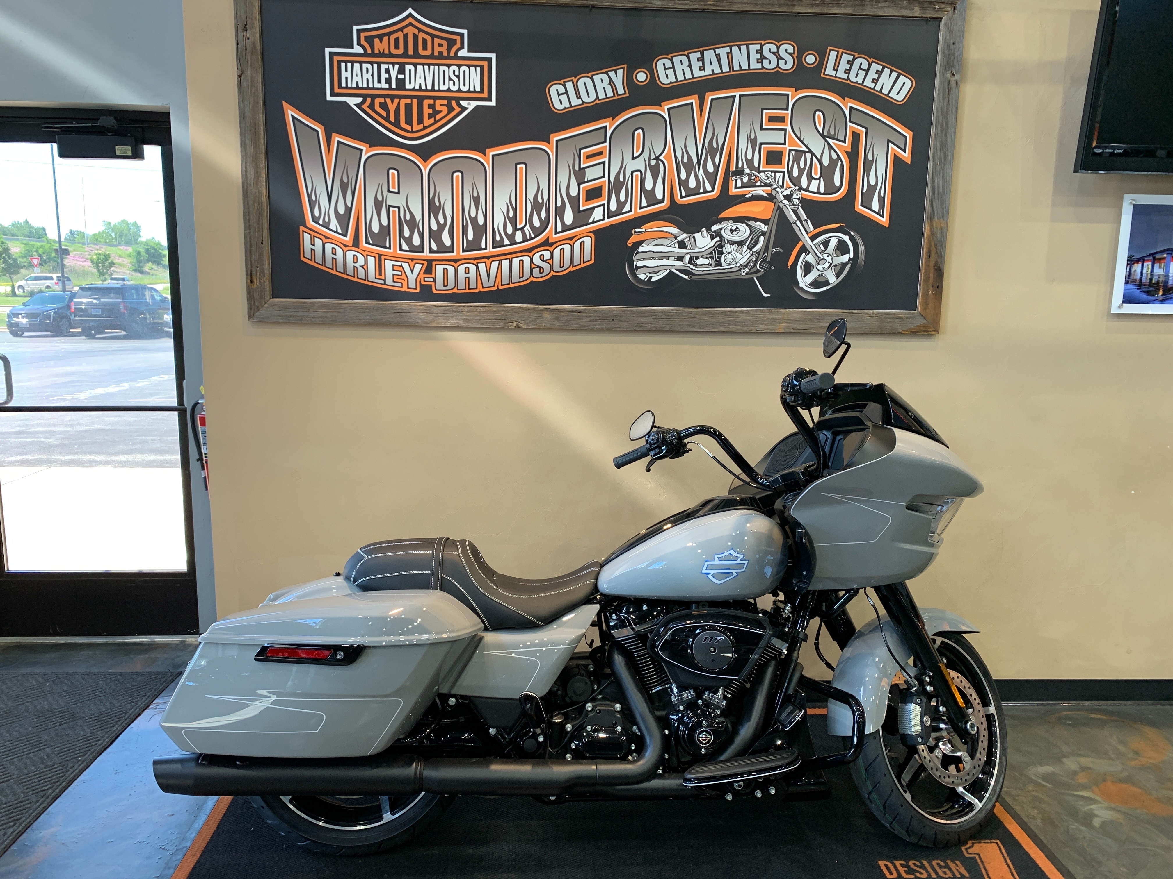 2024 Harley-Davidson Road Glide Base at Vandervest Harley-Davidson, Green Bay, WI 54303