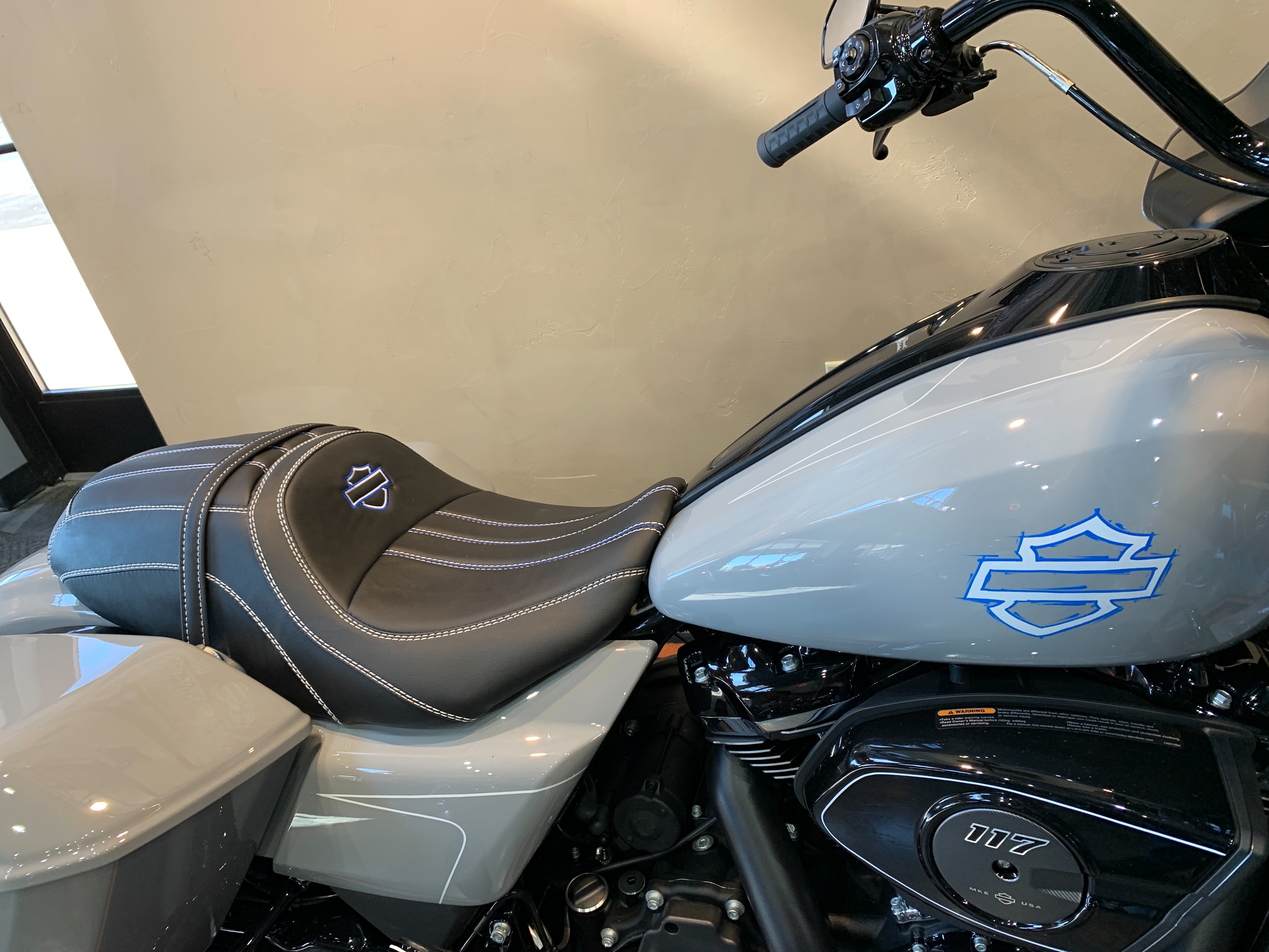 2024 Harley-Davidson Road Glide Base at Vandervest Harley-Davidson, Green Bay, WI 54303