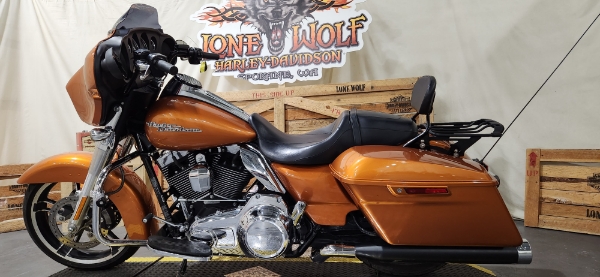 2016 Harley-Davidson Street Glide Base at Lone Wolf Harley-Davidson