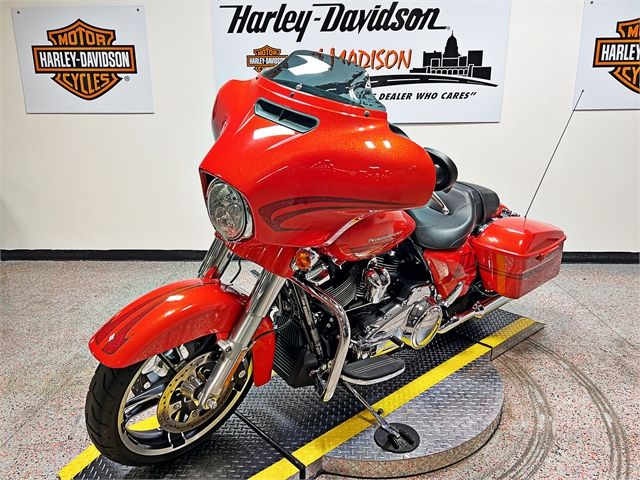 2017 Harley-Davidson Street Glide Special at Harley-Davidson of Madison