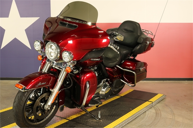 2017 Harley-Davidson Electra Glide Ultra Limited Low at Texas Harley