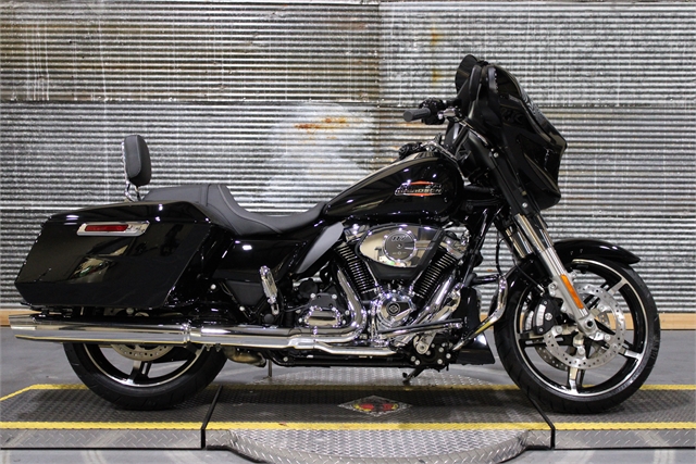 2024 Harley-Davidson Street Glide Base at Texarkana Harley-Davidson