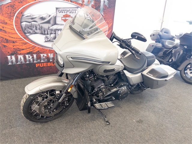 2023 Harley-Davidson Street Glide CVO Street Glide at Outpost Harley-Davidson