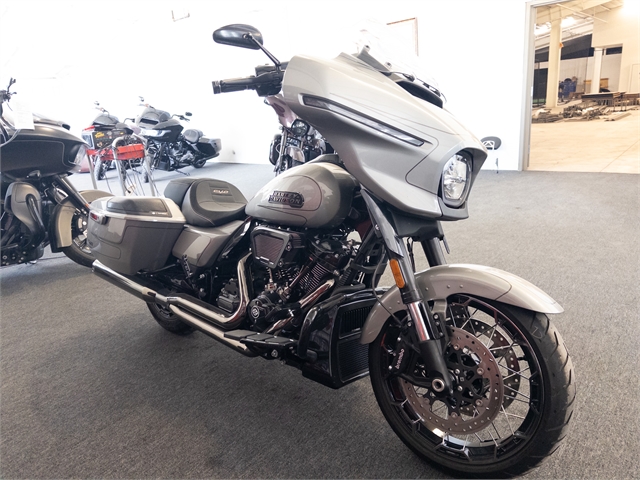 2023 Harley-Davidson Street Glide CVO Street Glide at Outpost Harley-Davidson