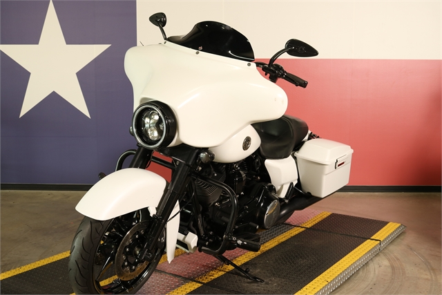 2013 Harley-Davidson Street Glide Base at Texas Harley