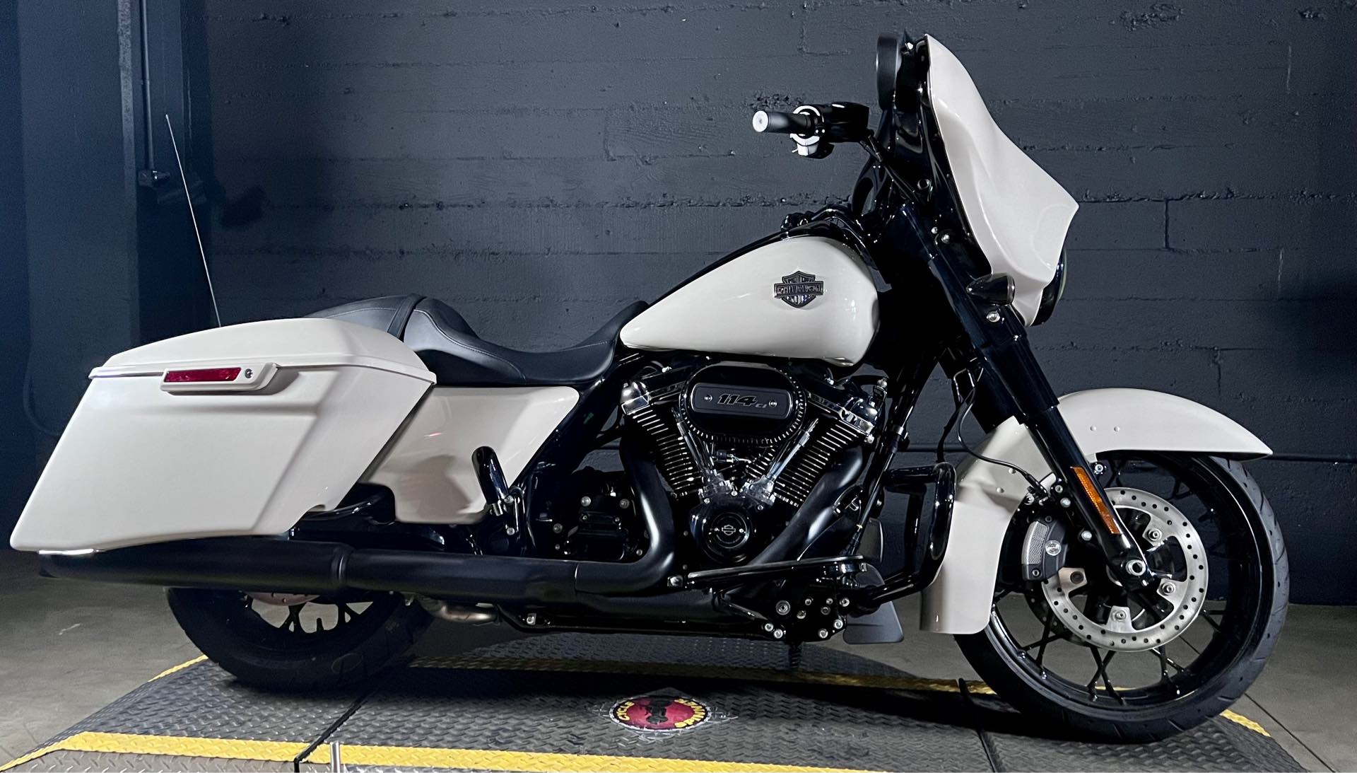 2022 Harley-Davidson Street Glide Special at San Francisco Harley-Davidson