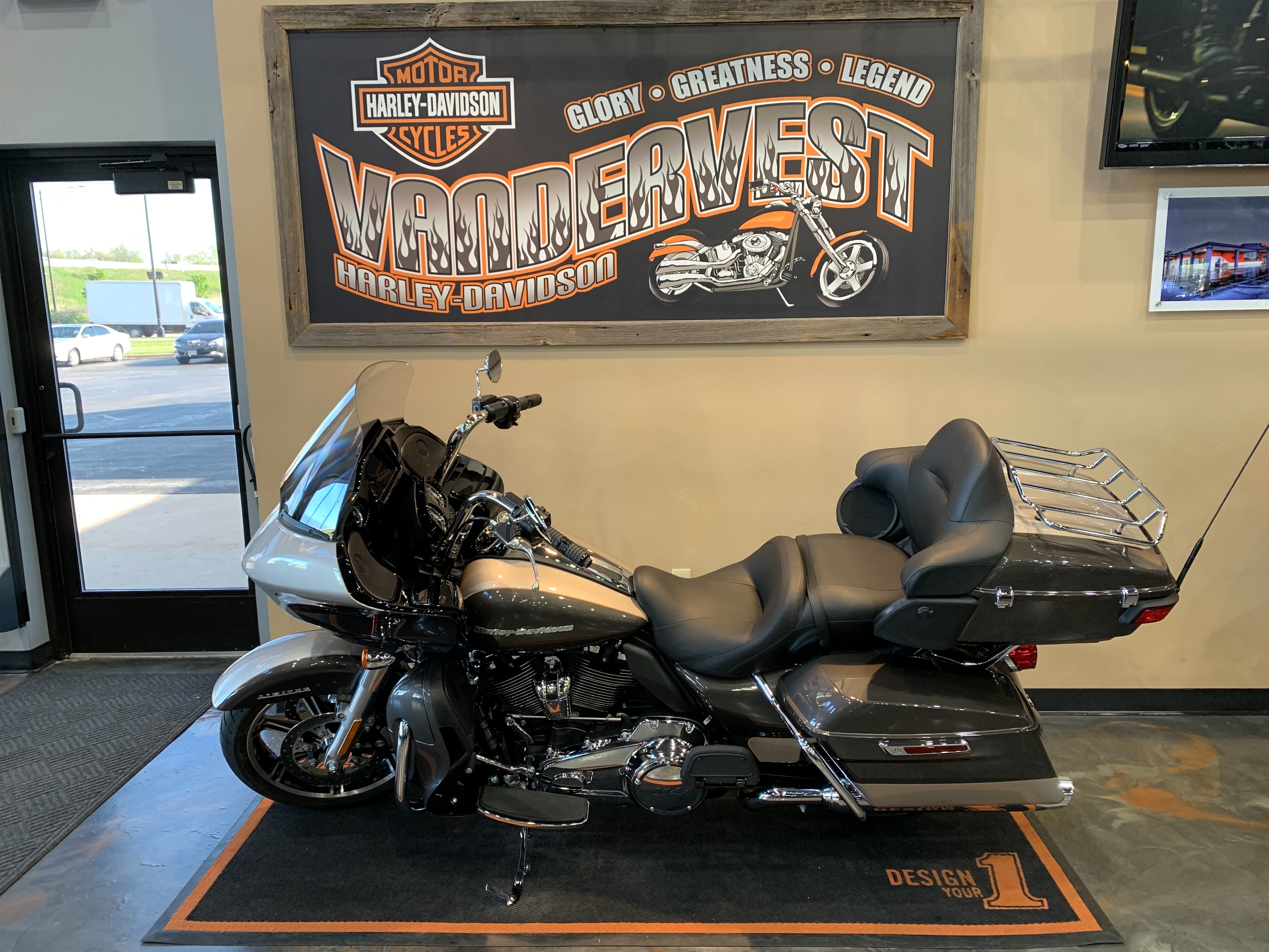 2023 Harley-Davidson Road Glide Limited at Vandervest Harley-Davidson, Green Bay, WI 54303