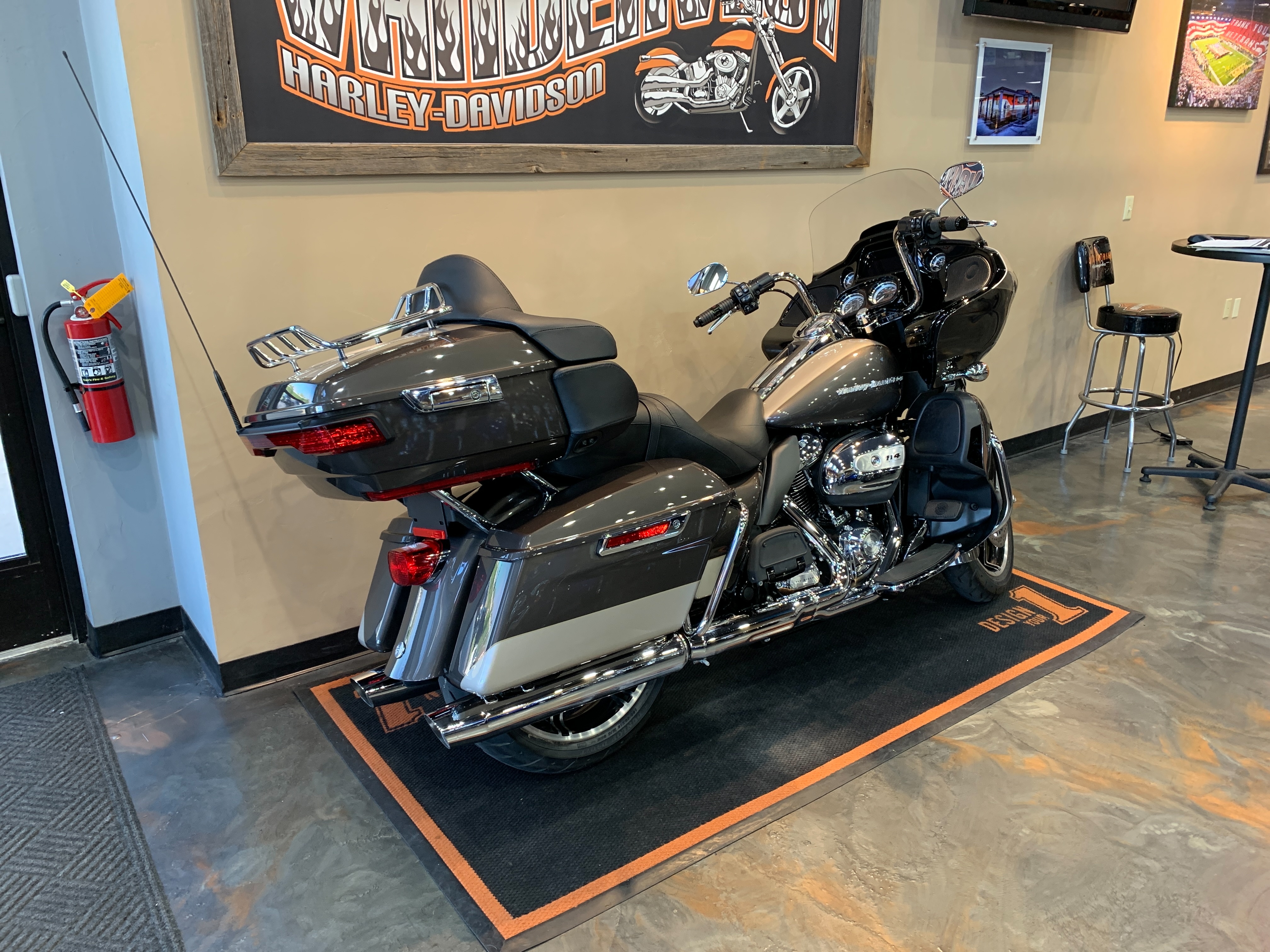 2023 Harley-Davidson Road Glide Limited at Vandervest Harley-Davidson, Green Bay, WI 54303