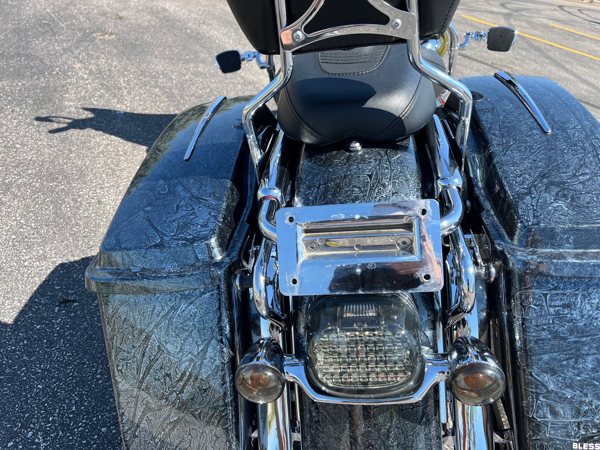 2004 Harley-Davidson Road King Custom at Mount Rushmore Motorsports