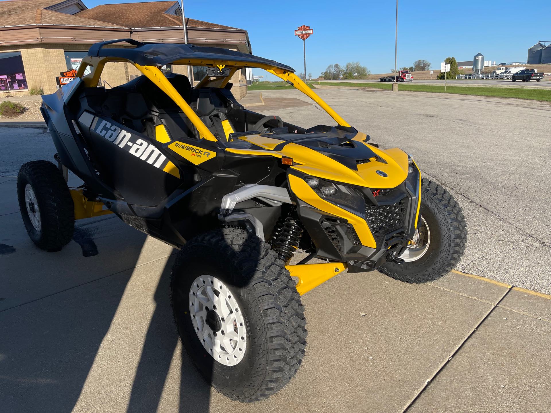2024 Can-Am Maverick R X rs at Iron Hill Powersports