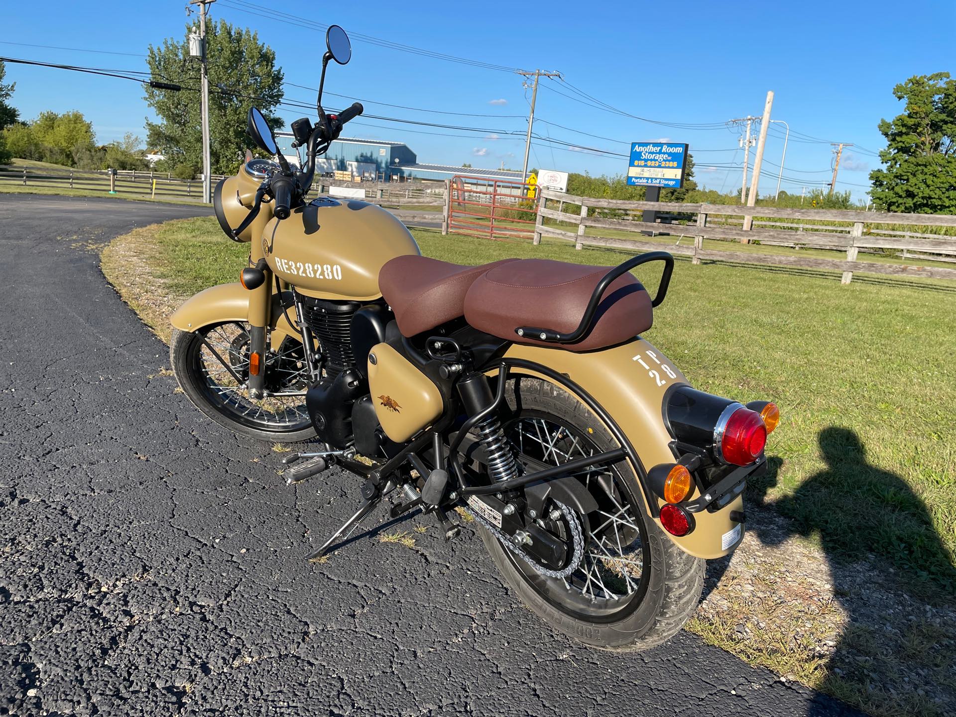 2023 Royal Enfield Classic 350 at Randy's Cycle