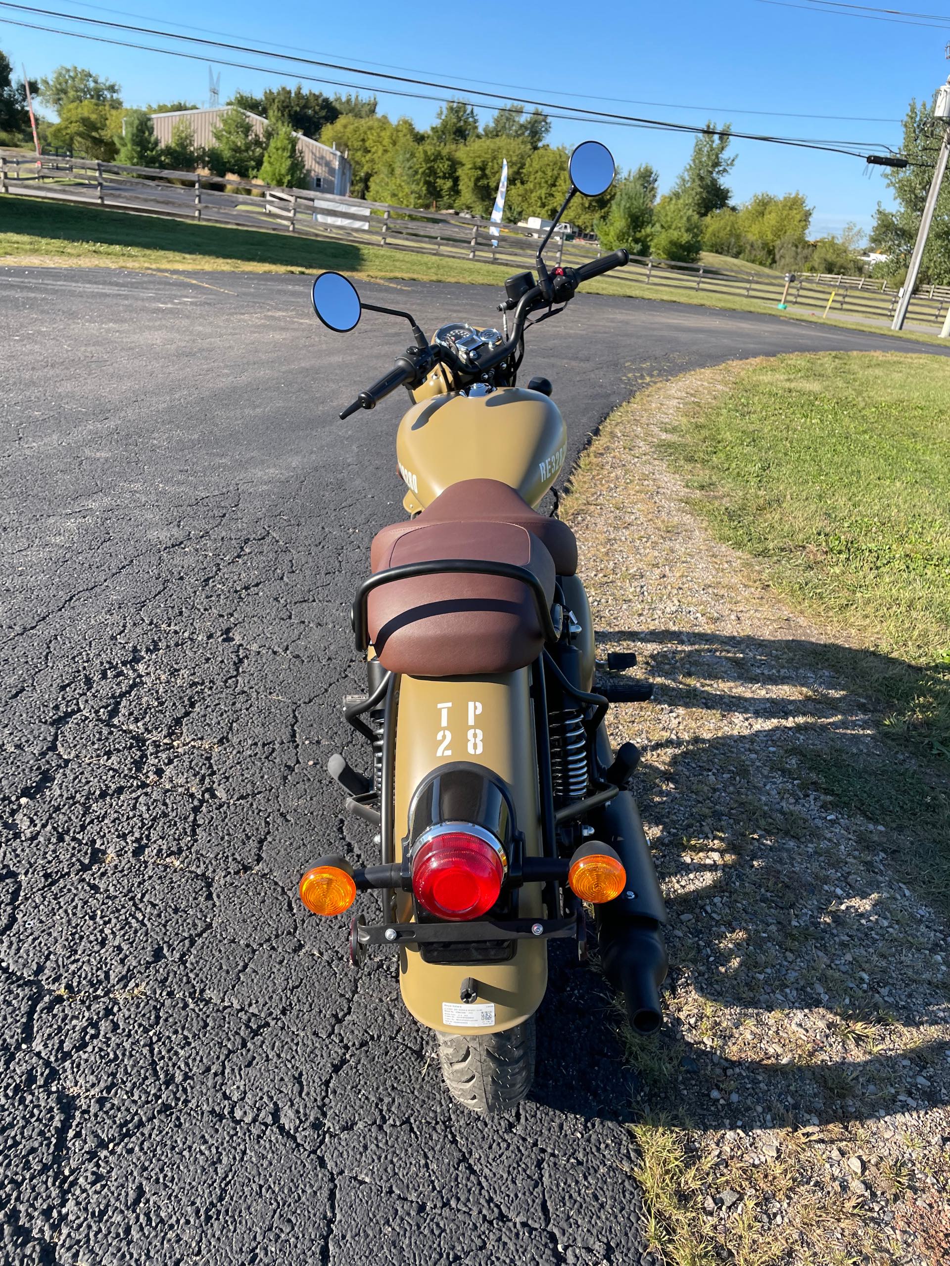 2023 Royal Enfield Classic 350 at Randy's Cycle