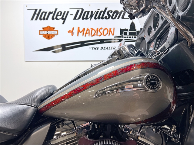 2016 Harley-Davidson Electra Glide CVO Limited at Harley-Davidson of Madison