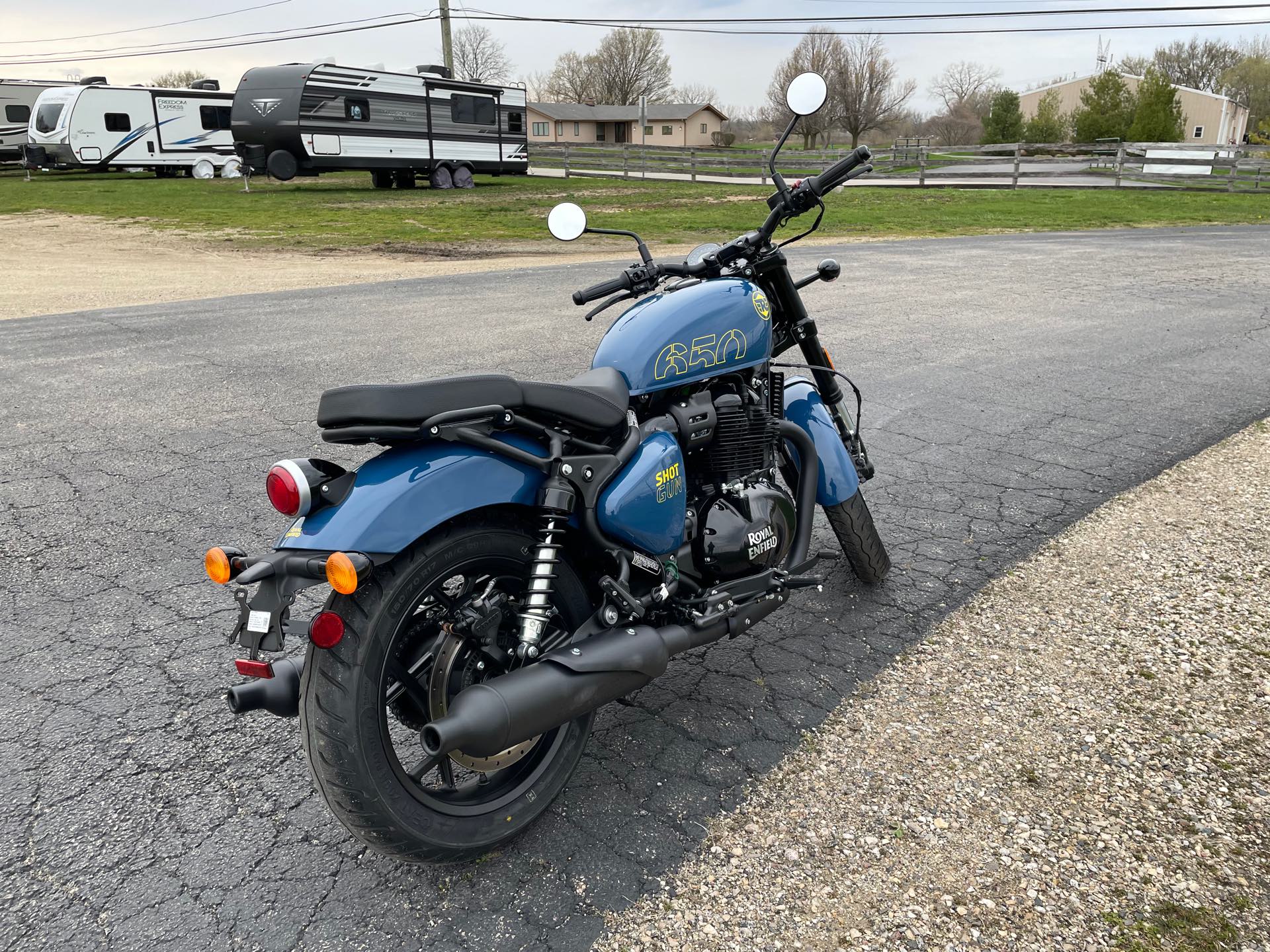 2024 ROYAL ENFIELD SHOTGUN 650 - PLASMA BLUE at Randy's Cycle