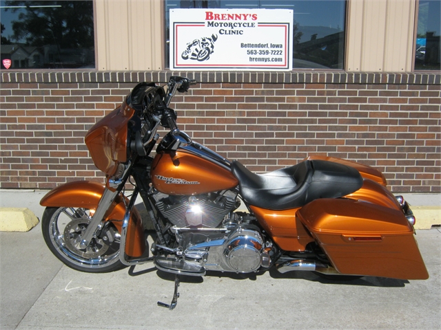 2014 Harley-Davidson FLHXS- Street Glide S at Brenny's Motorcycle Clinic, Bettendorf, IA 52722
