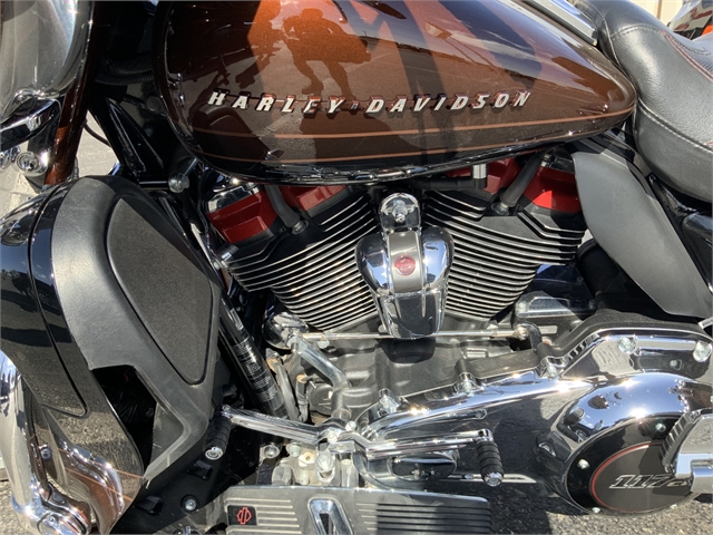 2019 Harley-Davidson Electra Glide CVO Limited at Midland Powersports