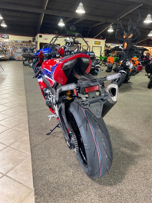 2021 Honda CBR1000RR-R Fireblade SP at Dale's Fun Center, Victoria, TX 77904
