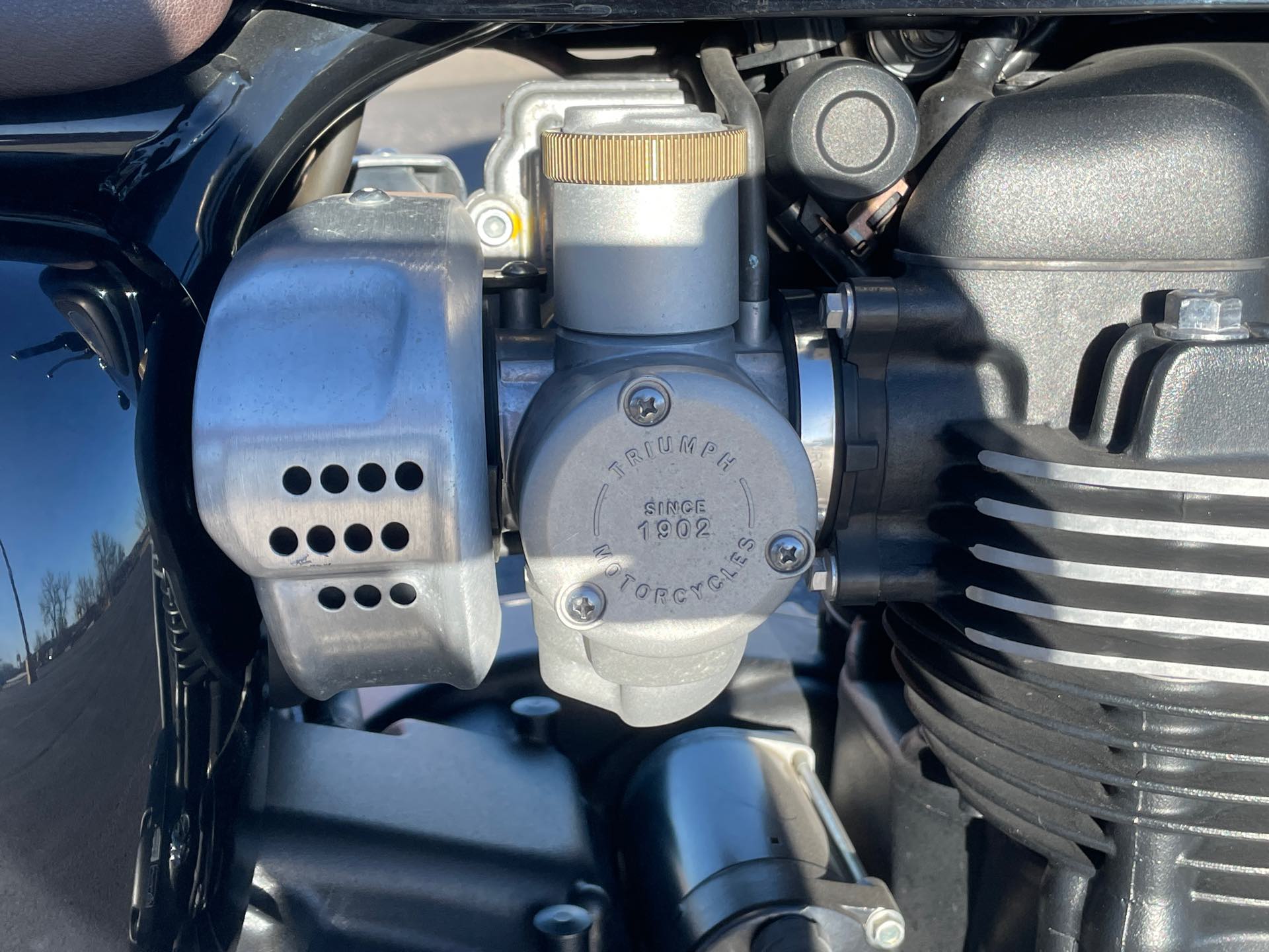 2019 Triumph Bonneville T120 Black at Mount Rushmore Motorsports