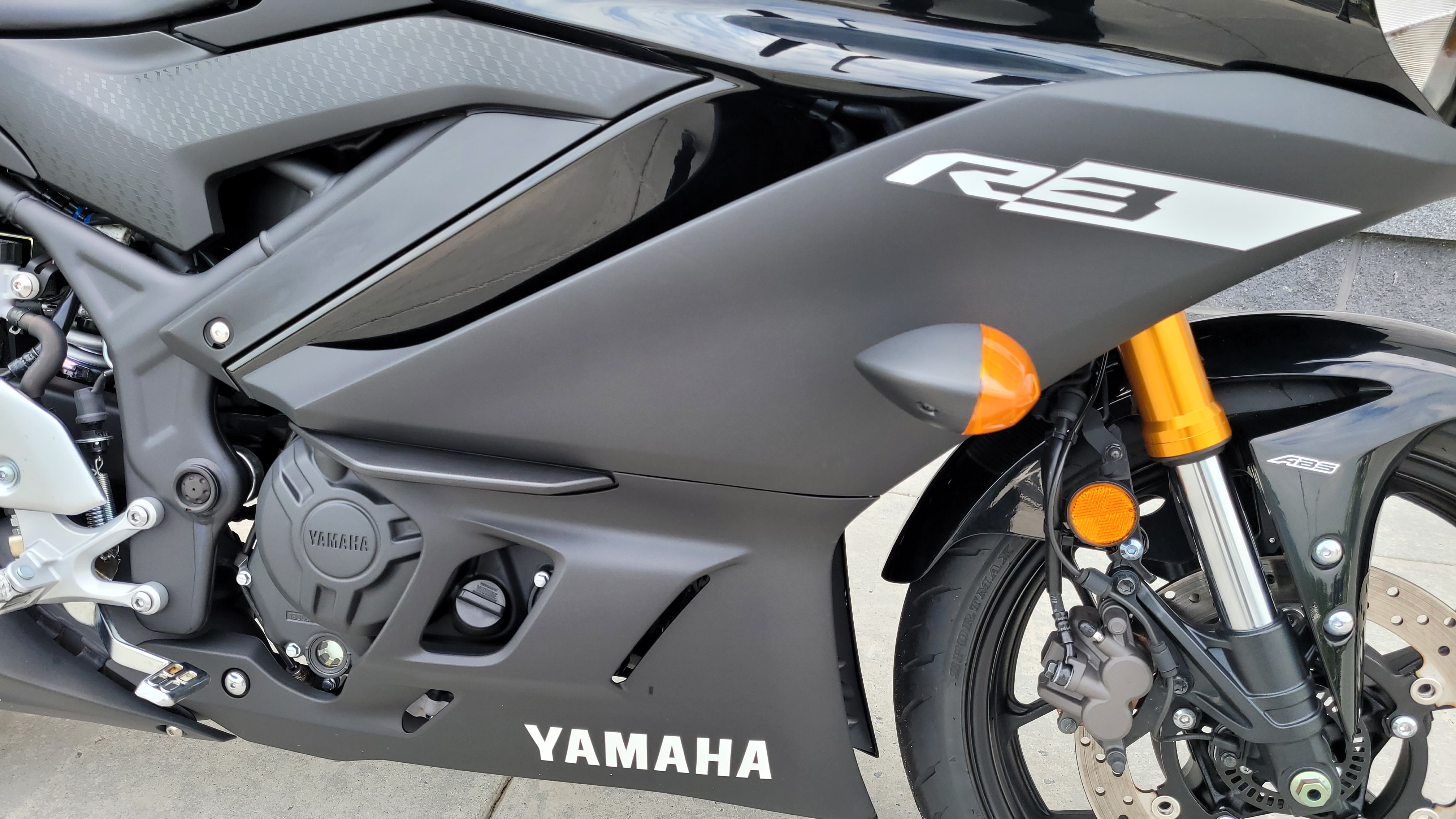 2019 Yamaha YZF R3 at Yamaha Triumph KTM of Camp Hill, Camp Hill, PA 17011