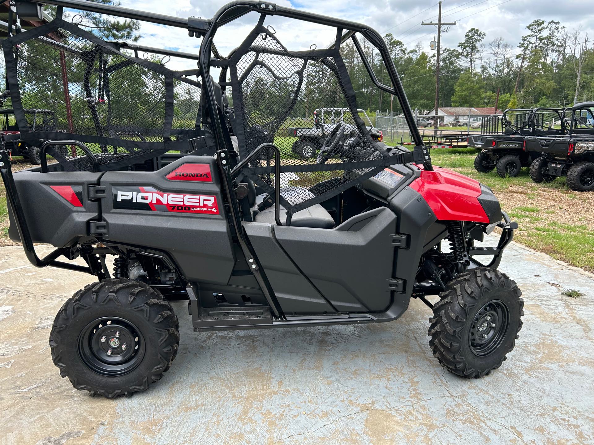 2024 HONDA SXS700M4R Base at ATV Zone, LLC